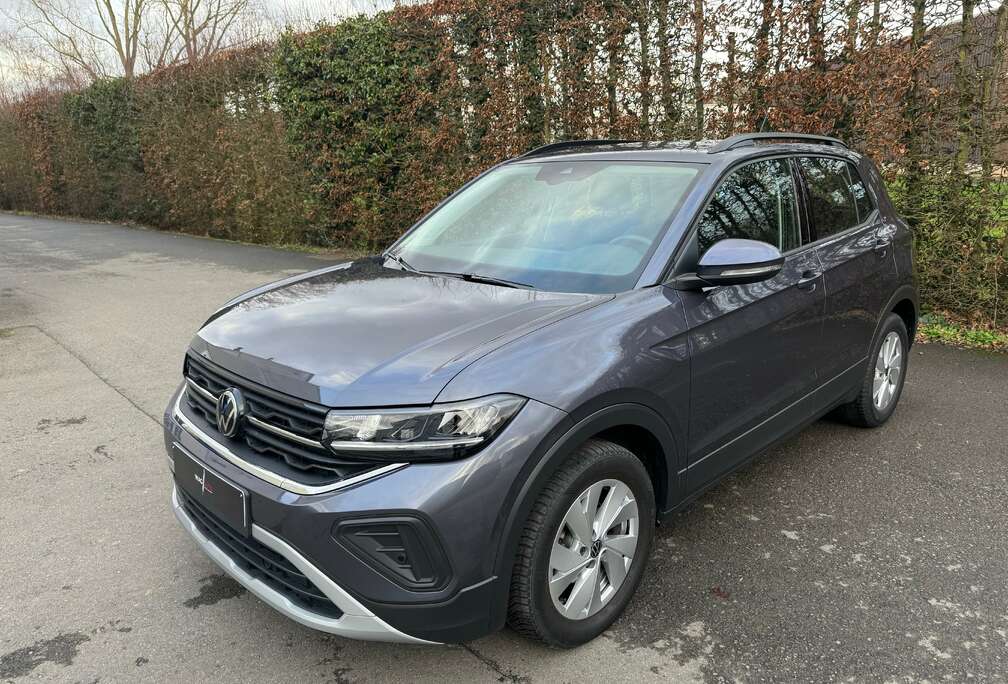 Volkswagen 1.0 TSI DSG / FACELIFT / / CARPLAY / / CAMERA /