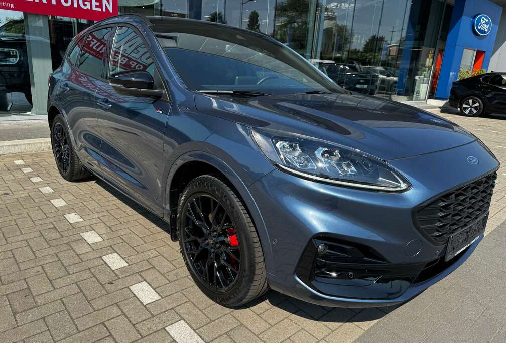 Ford ST Line X 2.5PHEV 225PK Chrome Blue / Black Pack +