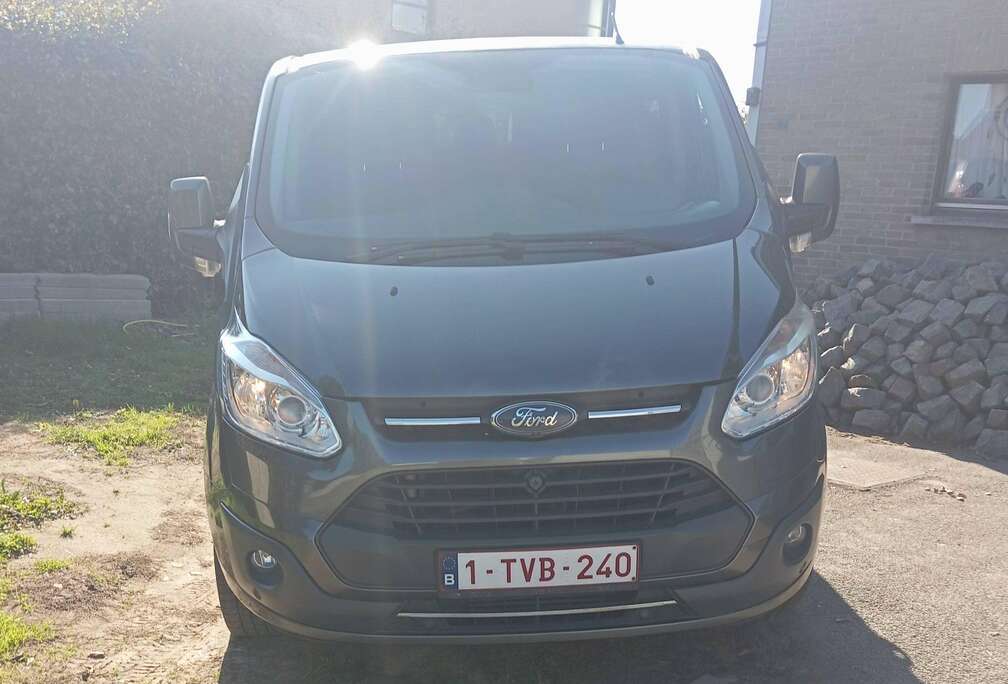Ford Transit Custom 2.0 TDCi L1H1 Limited Multi-use