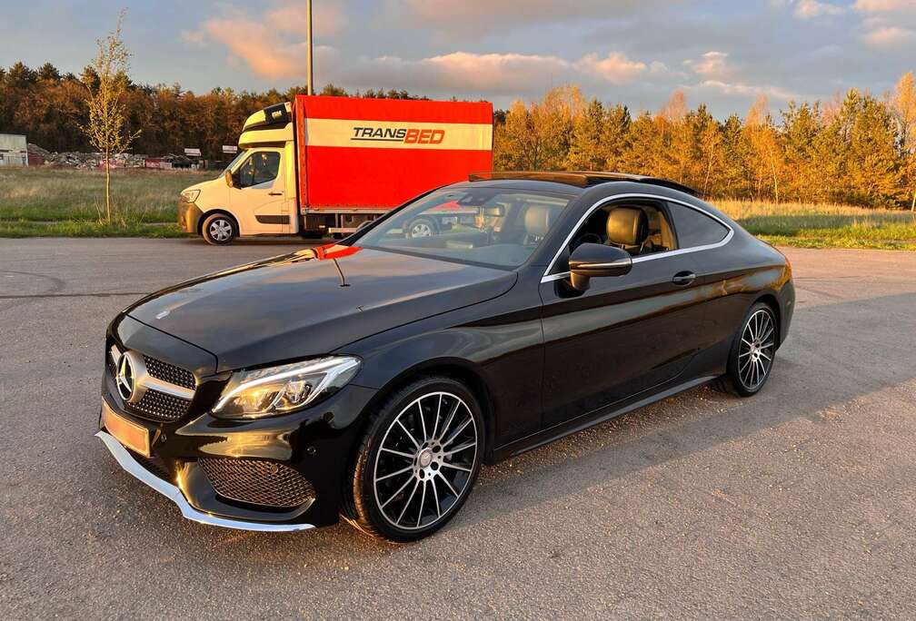 Mercedes-Benz d Coupe 9G-TRONIC AMG Line