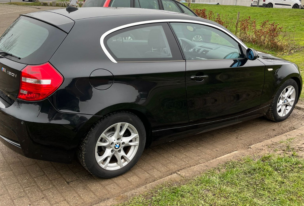 BMW 118i