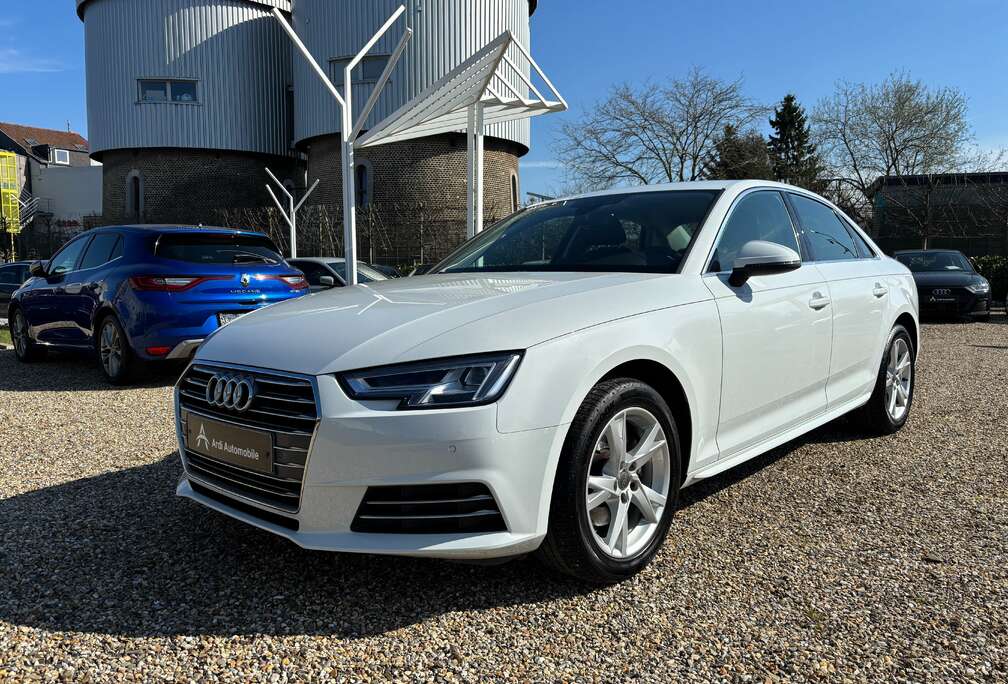 Audi 2.0 TDi *CARPLAY*SIEGE CHAUFF*CAPTEUR*GARANTIE*