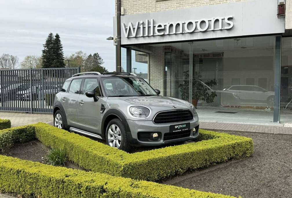 MINI 1.5i 136PK *Panoramisch schuifdak*Parkeersensor...