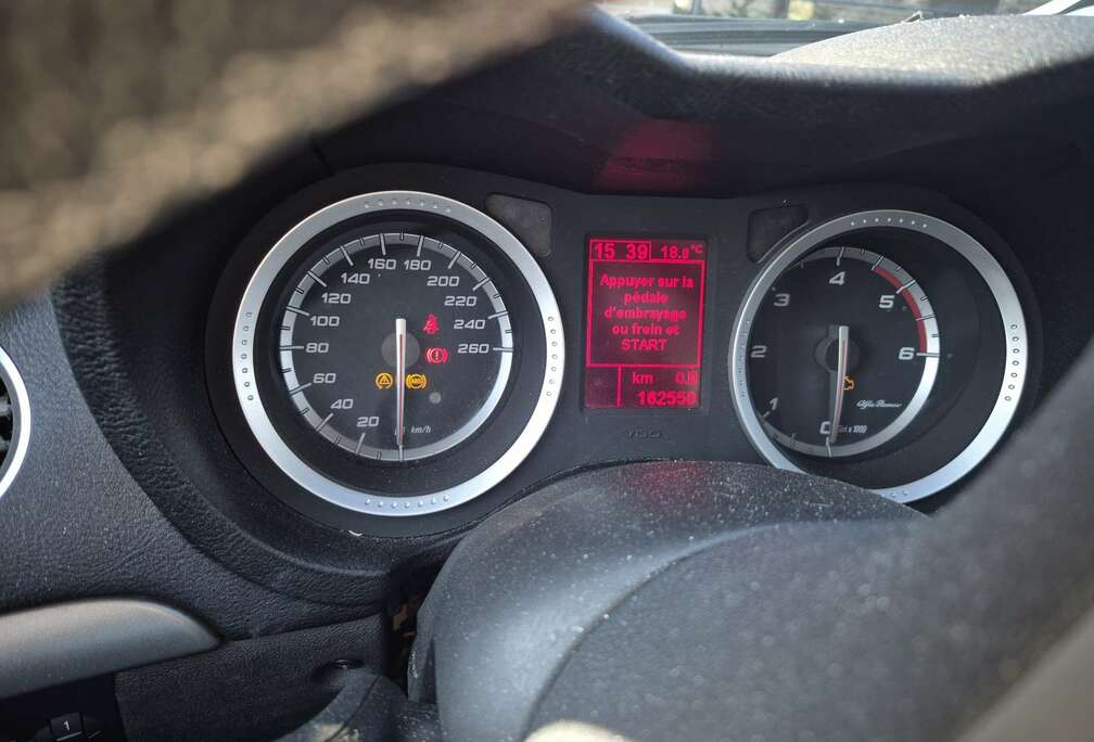 Alfa Romeo SW 1.9 JTDm 120 ECO Distinctive