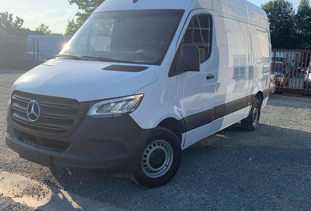 Mercedes-Benz 314 CDI L2H2 - BOITE AUTO - 23.800 € +TVA/BTW