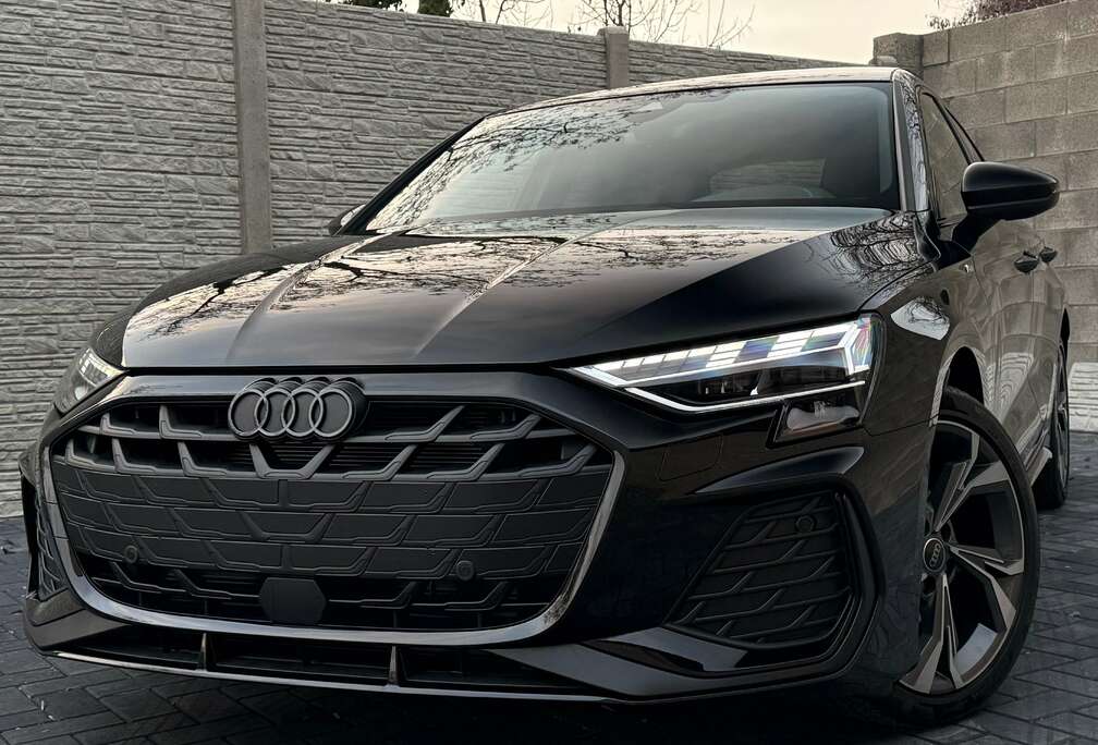 Audi 35 TFSI 150CH*TOT OUVRANT*S-LINE*LED MATRX