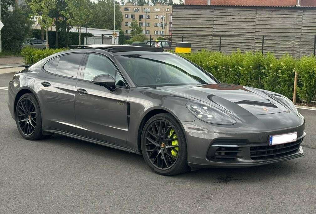 Porsche 4 e-Hybrid 2.9 V6 Bi-Turbo PHEV PDK