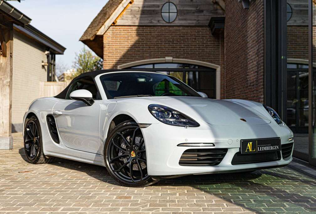Porsche Boxster Style Edition PDK / Apple CarPlay / Camera