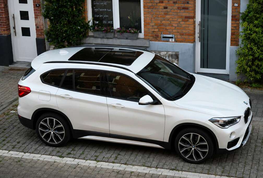 BMW 2.0 dA xDrive20/M sport/FULL OPTION/Pano