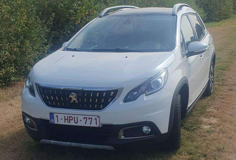 Peugeot 2008 1.2 PureTech Allure S