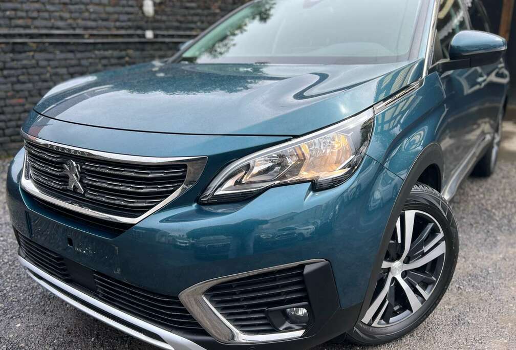Peugeot 1.5 BlueHDi Access + 7 PLACES + NAVI + CAR-PASS