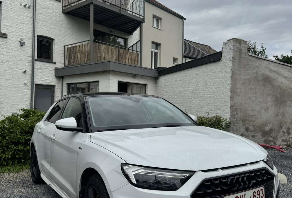 Audi Sportback 30 TFSI S line (EU6AP)