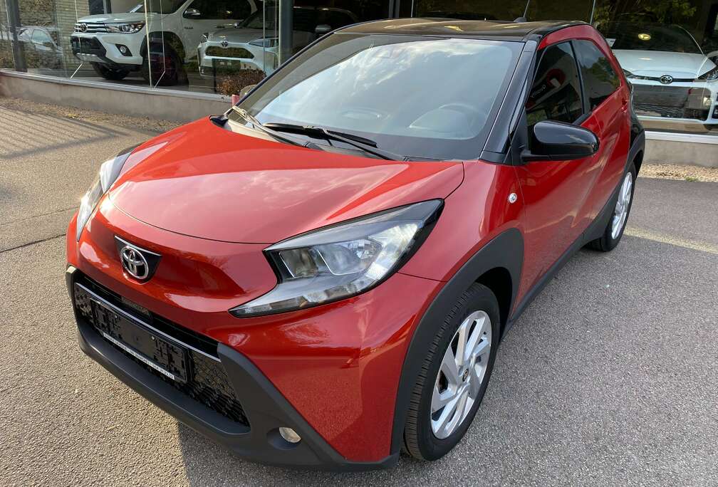 Toyota 1.0 vvt-i x-pulse 5m/t