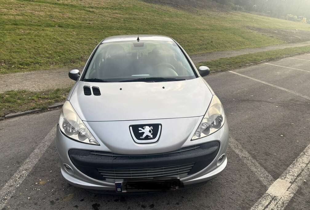 Peugeot + 1.4 Hdi fap