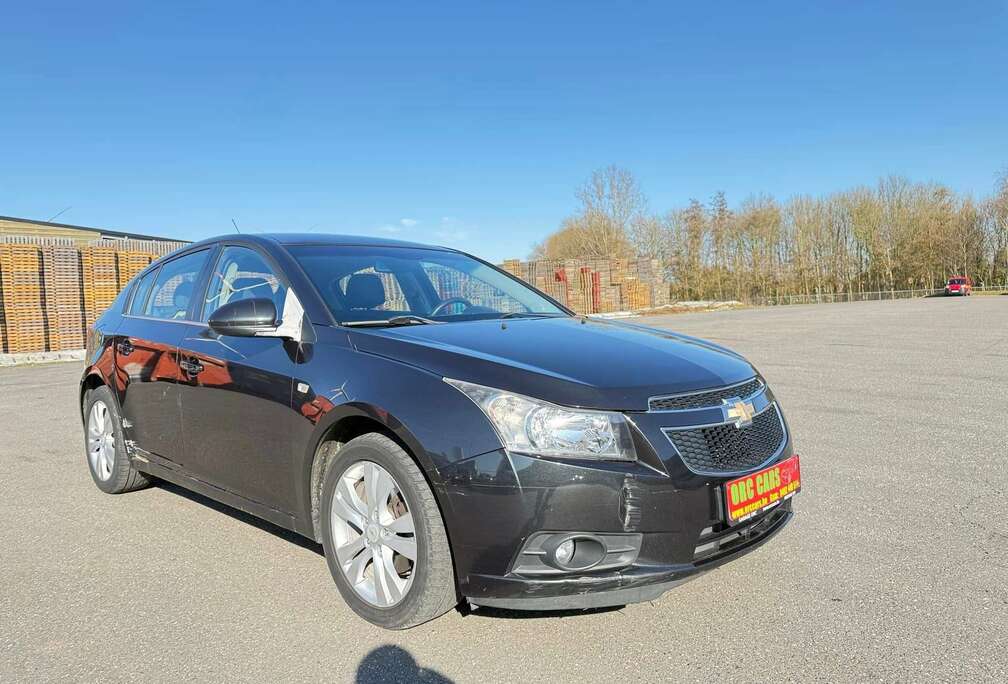 Chevrolet Cruze Station Wagon 1.7TD LT+