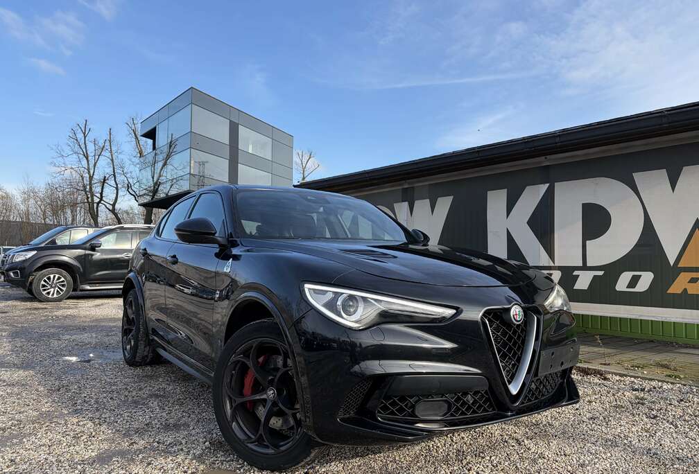 Alfa Romeo Stelvio 2.9 T V6 AWD Quadrifoglio (EU6d-TEMP)