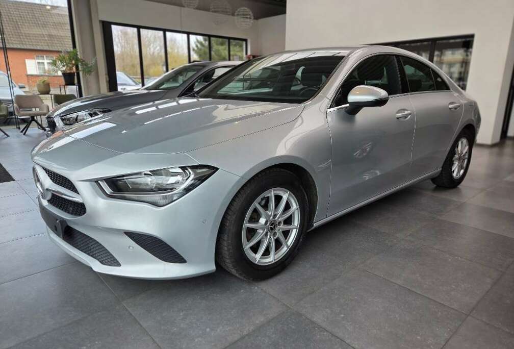 Mercedes-Benz CLA 180 Essential Line
