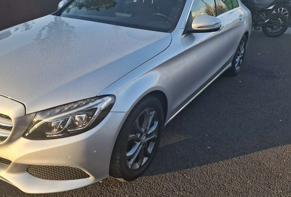 Mercedes-Benz d 4Matic 7G-TRONIC