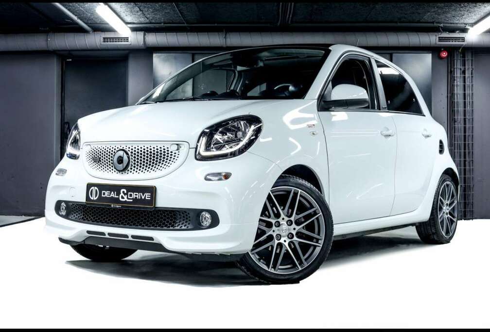 Smart AUTO. XCLUSIVE POWERED BY BRABUSJBLKAMPANO