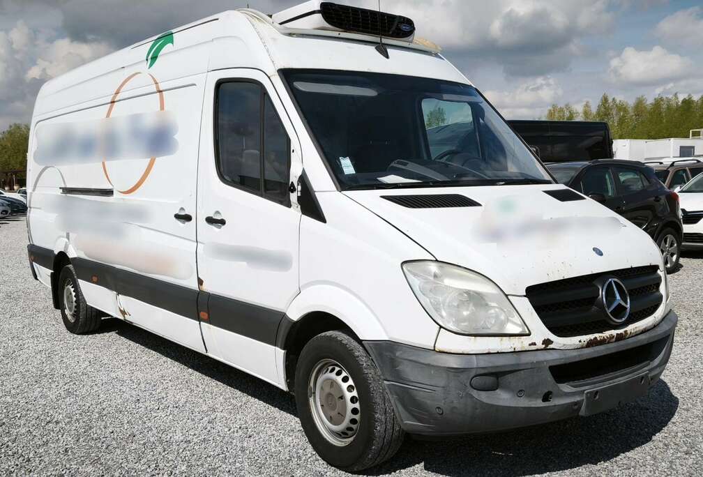 Mercedes-Benz Frigo_2.1 CDI (163CH)_08/2012EUR.5_A/C