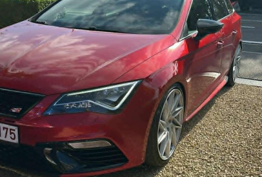SEAT Leon 2.0 TSI Cupra 4Drive DSG