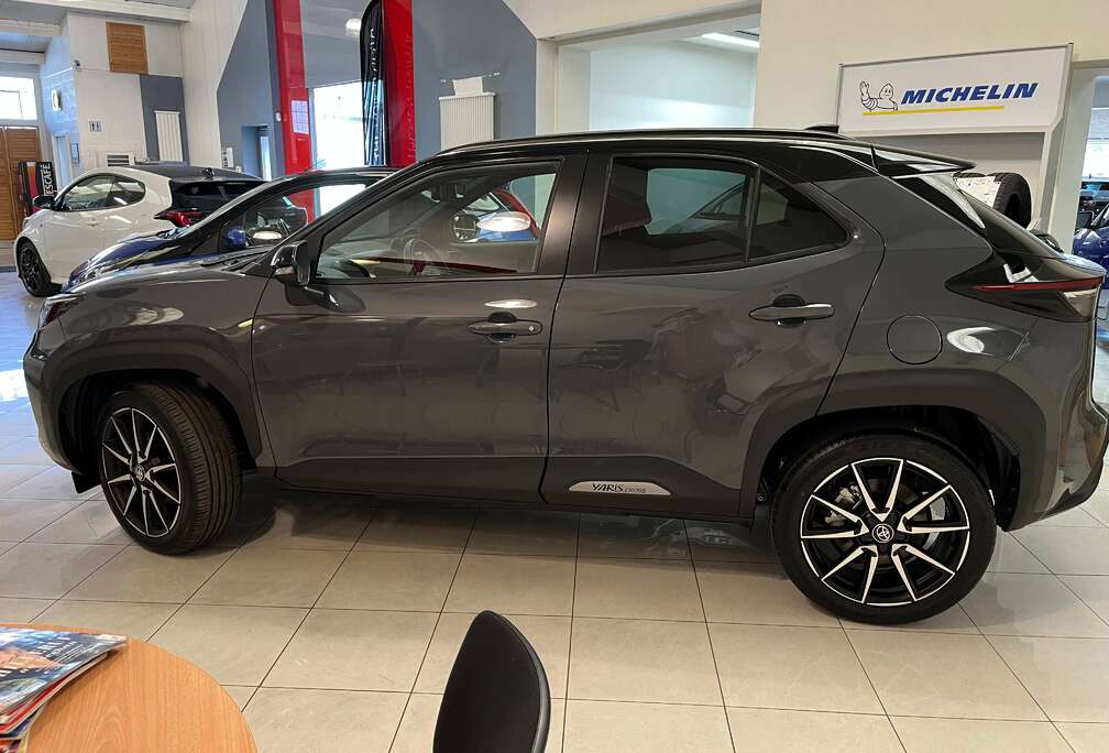 Toyota Yaris Cross Hybrid 1.5i VVT-i GR Sport E-CVT (96 kW) GR Sport