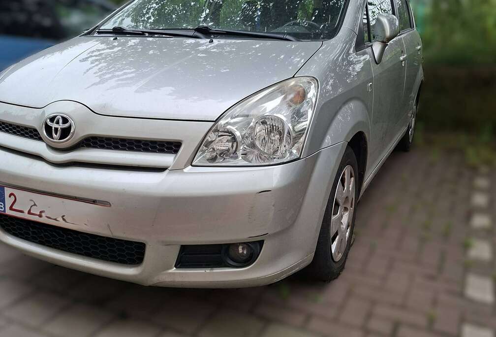 Toyota Corolla Verso 1.6i VVT-i 16v Linea Sol 5pl.