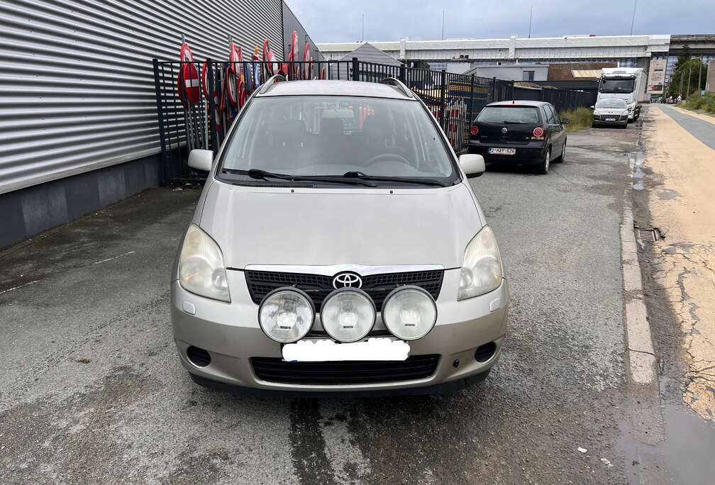 Toyota 110 VVT-i Linea Terra