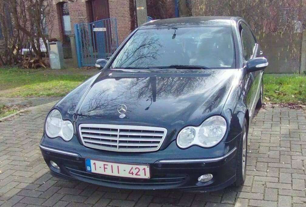 Mercedes-Benz C 220 CDIElegance DPF