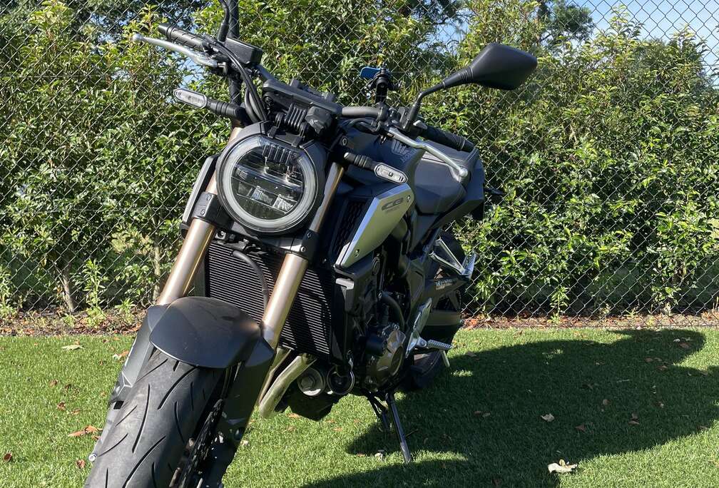 Honda Honda CB650R Matte Gunpowder Black Metallic
