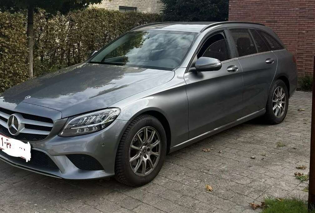 Mercedes-Benz d T