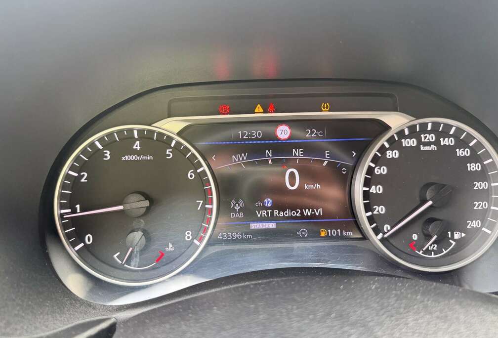 Nissan Juke 1.0 DIG-T 2WD Business Edition