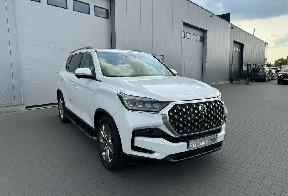 SsangYong 2.2 E-XDI 4WD / CARPLAY-GPS-CAMERA / GARANTIE 12M