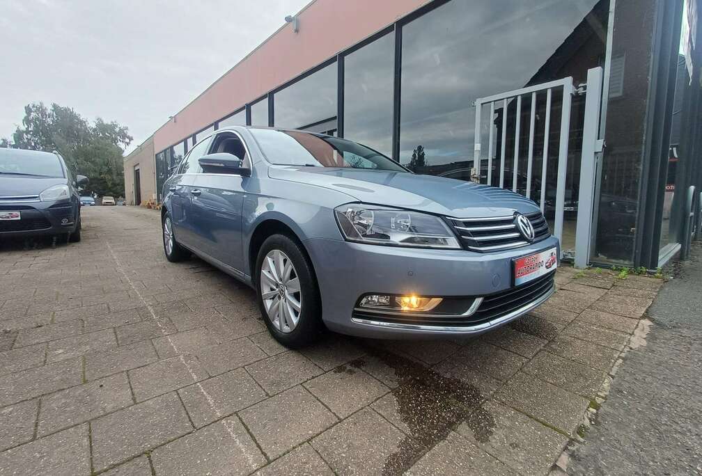 Volkswagen Passat 1.6 CR TDi Highline BMT