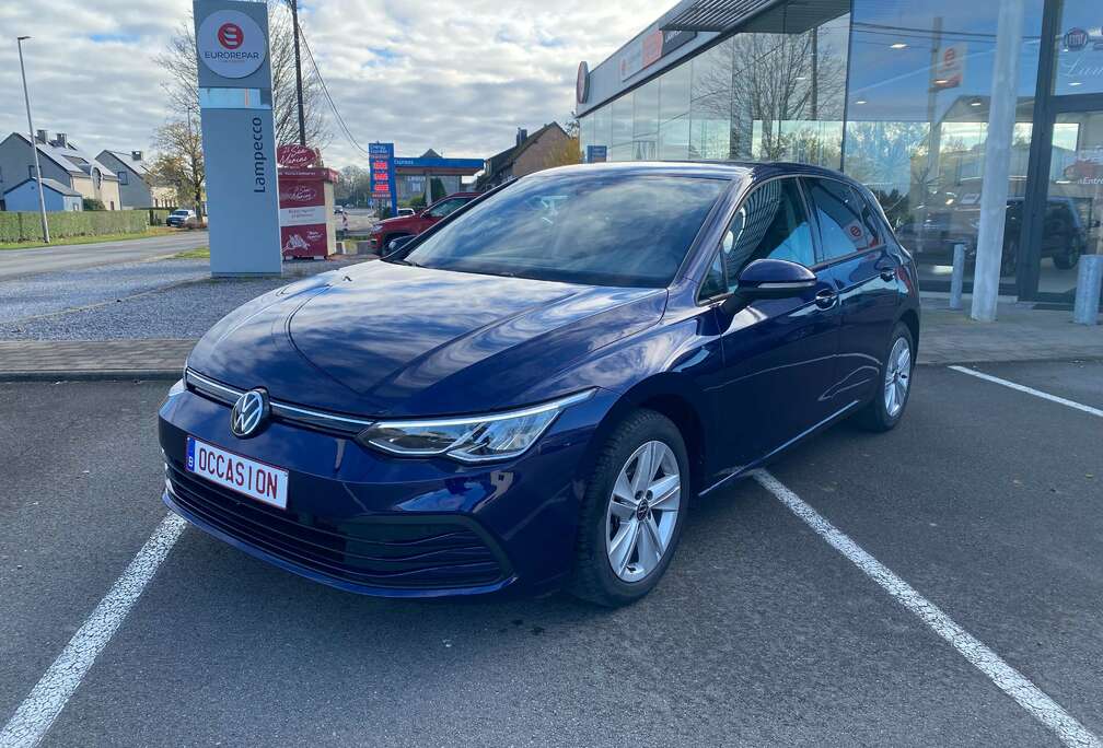 Volkswagen Golf 1.0 eTSI DSG CARPLAY CAMERA ALCANTARA