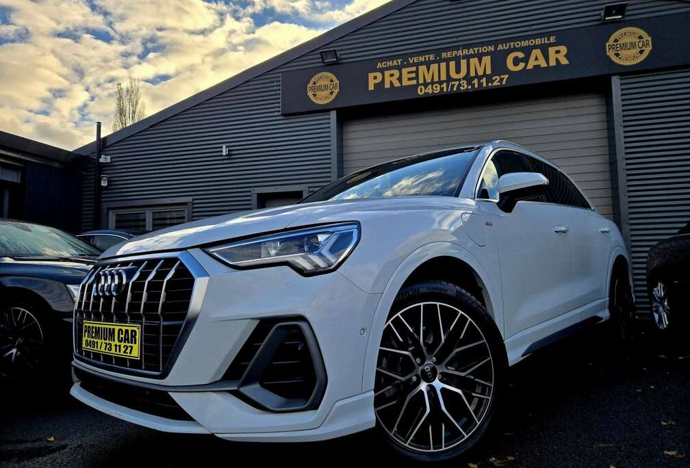 Audi Q3* S*LINE*CAR-PLAY-XENON LED* SPORT