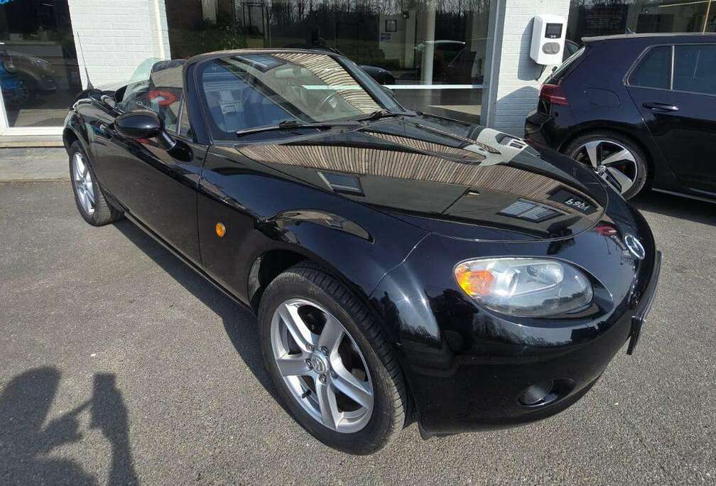 Mazda MX-5 Roadster Coupé 1.8i 16v Active