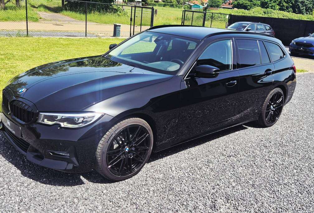 BMW Touring 318 dA Sport-AdapLED-Camera-Ambiance-Shadow-12MGAR