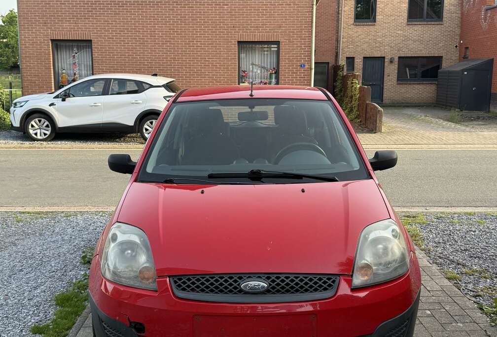 Ford Courier