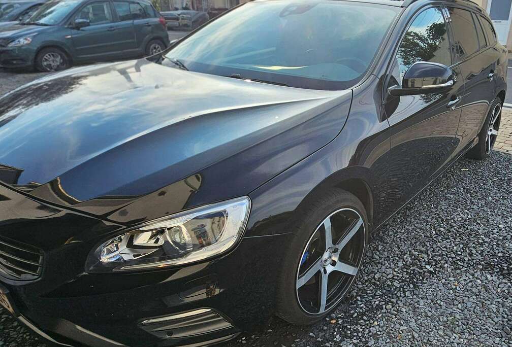 Volvo V60 1.5 T3 Dynamic Edition Gear. (No Fleet)