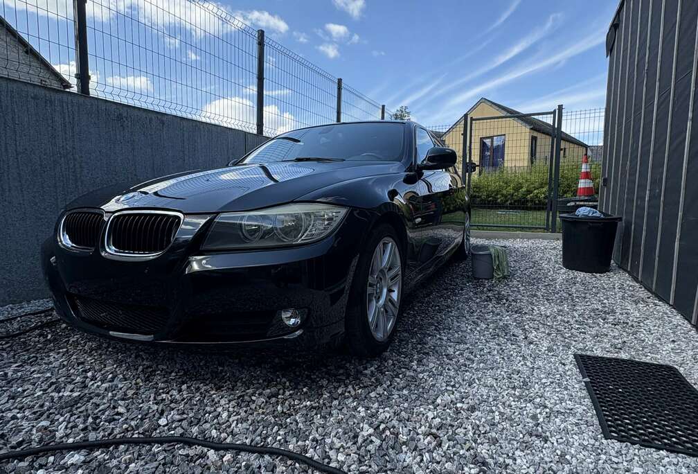 BMW 318i