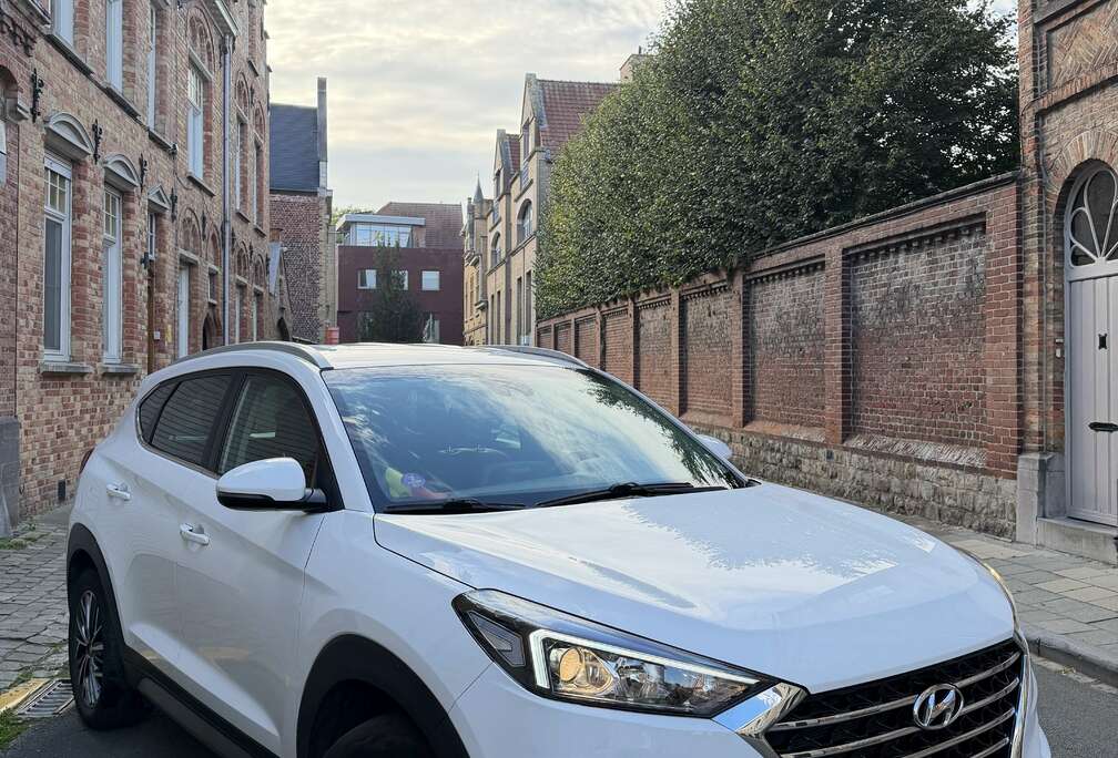 Hyundai 1.6 GDi Feel Comfort Pack #1
