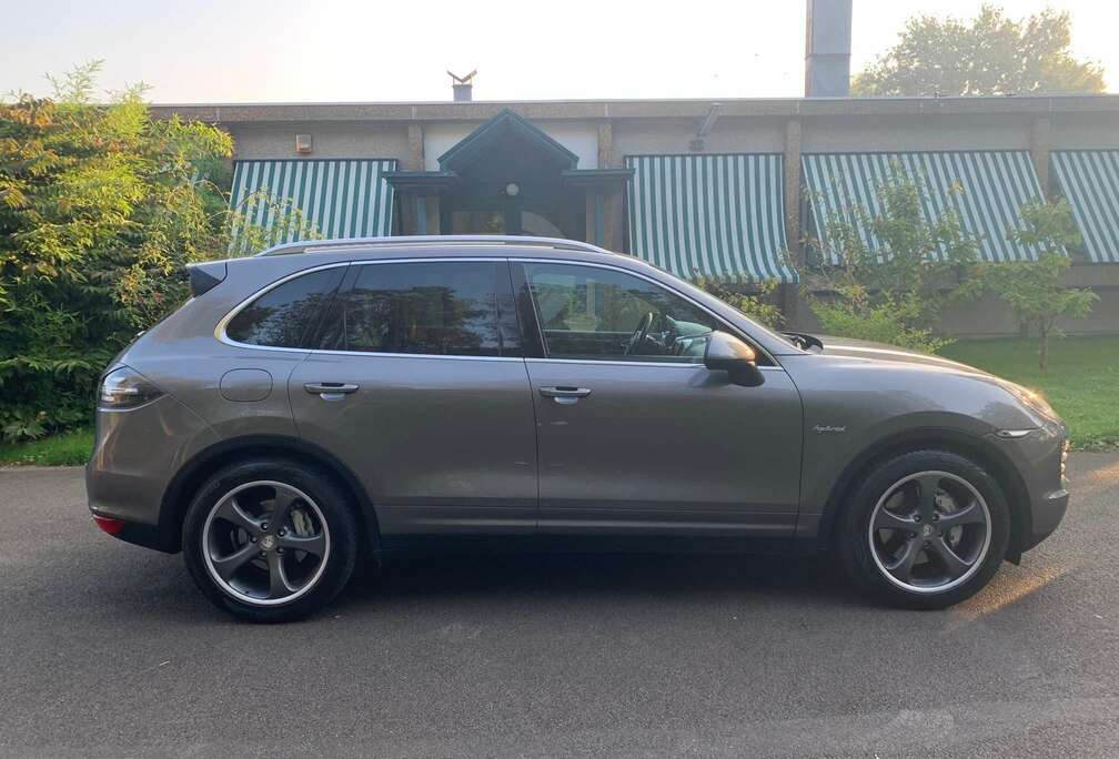 Porsche Cayenne S Hybrid Techart