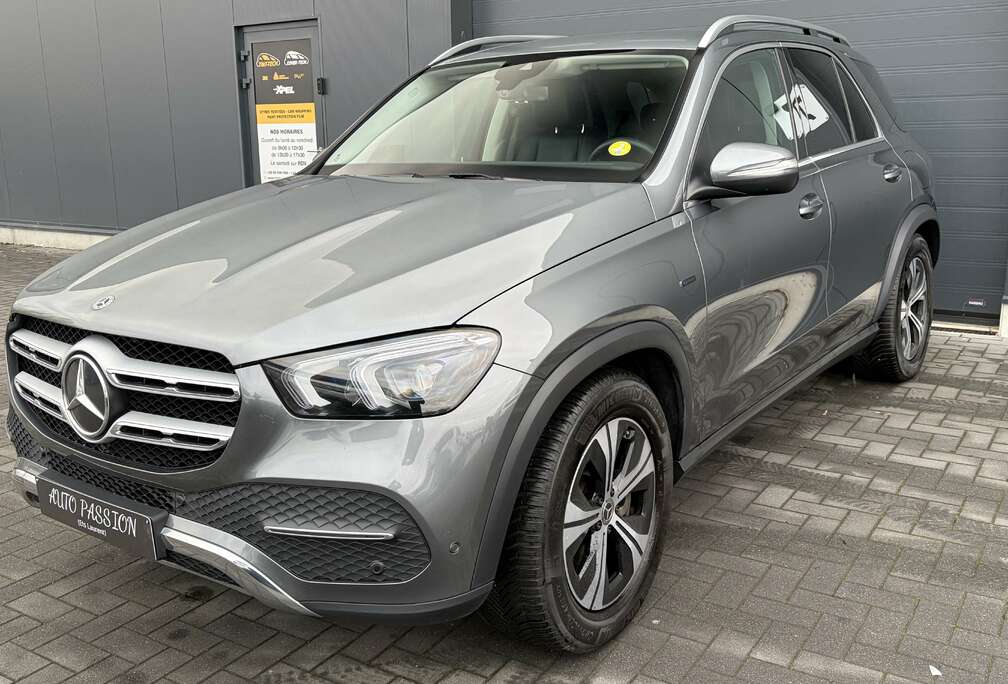 Mercedes-Benz GLE350de 4-Matic 1ére Main Carnet complet MB