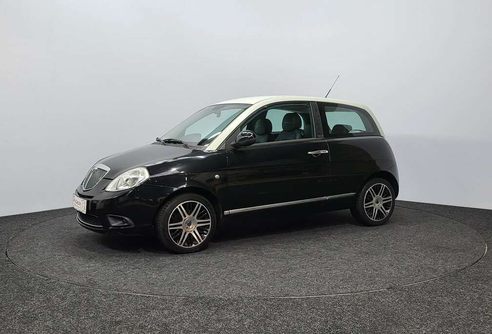 Lancia 1.4i  ELLE  Radio  Airco  Radio  City