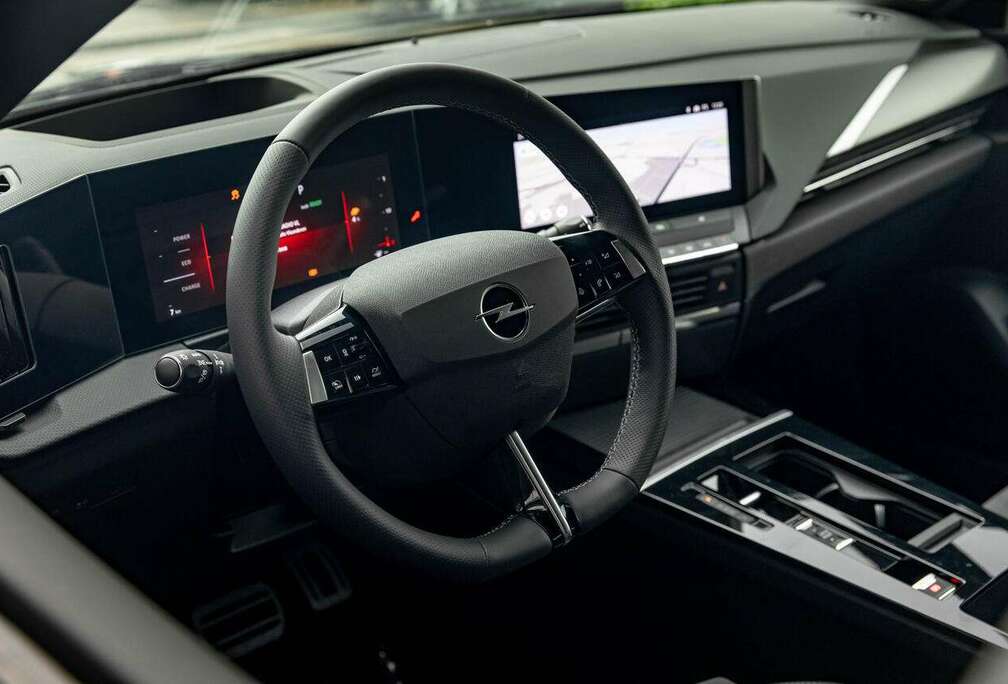 Opel GS  130 PK AT  360 Camera  Zetelverw.  Nav...