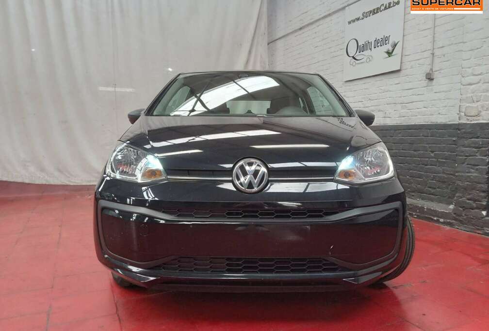 Volkswagen 1.0i Comfort * A/C * V/E * 193 X 48 Mois