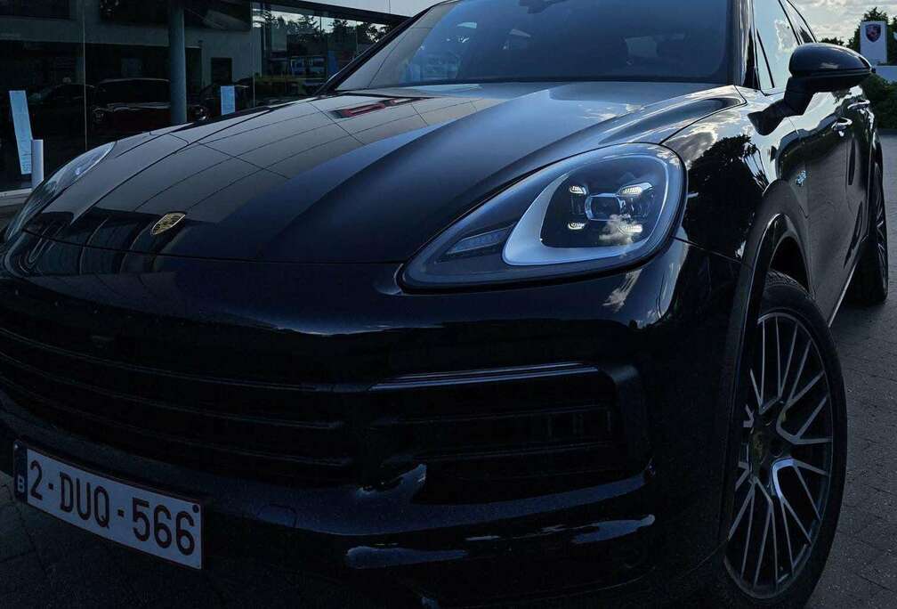 Porsche Cayenne 3.0i V6 PHEV Tiptronic S