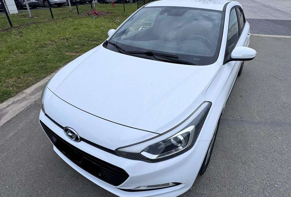Hyundai i20 1.0 T-GDi Twist Special Edition Play