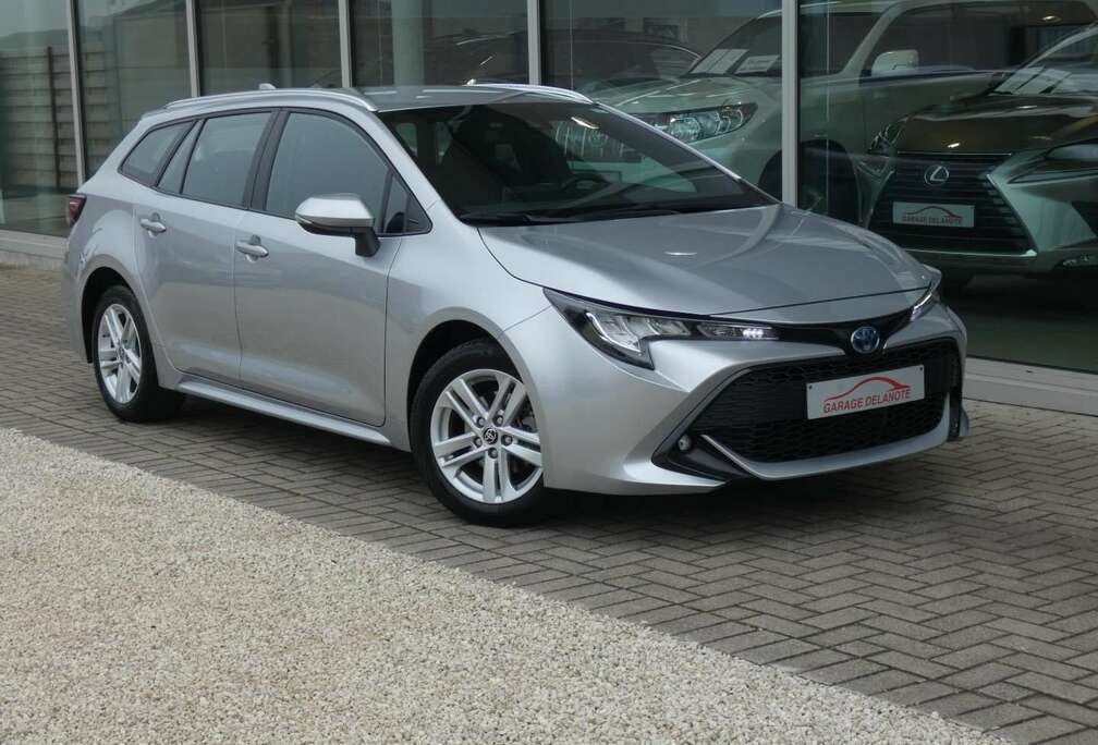 Toyota TOURING 1.8 Hybrid Dynamic+GPS +CARPLAY +CAMERA